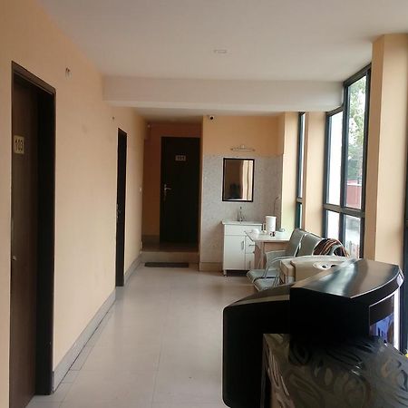 Hotel Sunshine Kashipur エクステリア 写真